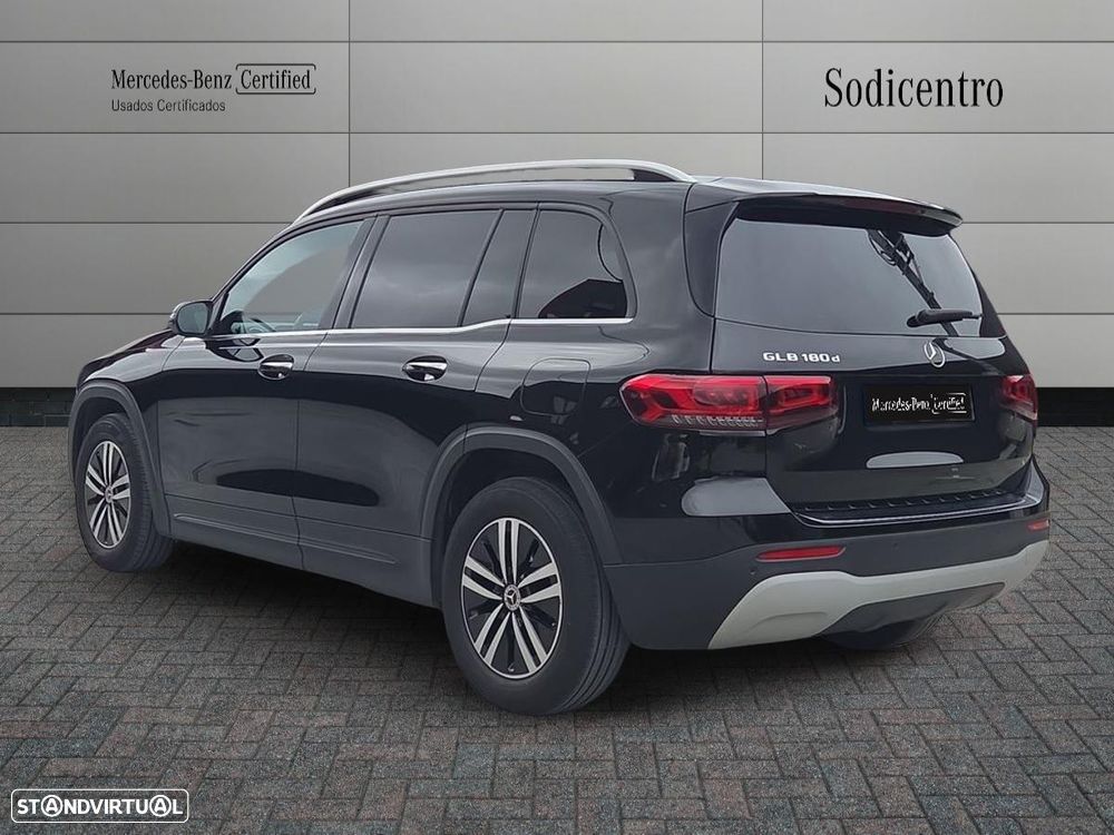 Mercedes-Benz GLB 180 - 3