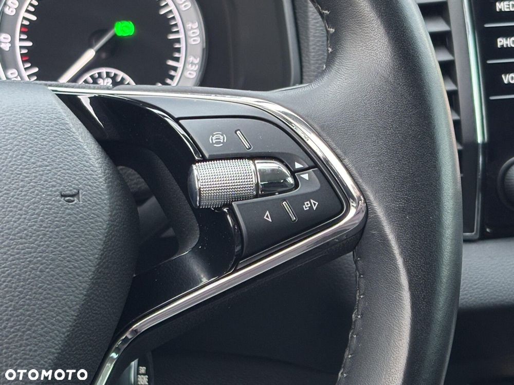 Skoda Karoq 1.5 TSI ACT GPF 4x2 Ambition DSG - 19