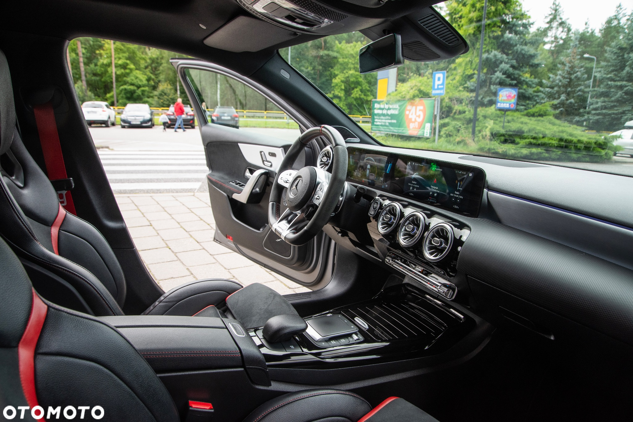 Mercedes-Benz Klasa A 45 S AMG 4-Matic 8G-DCT - 26