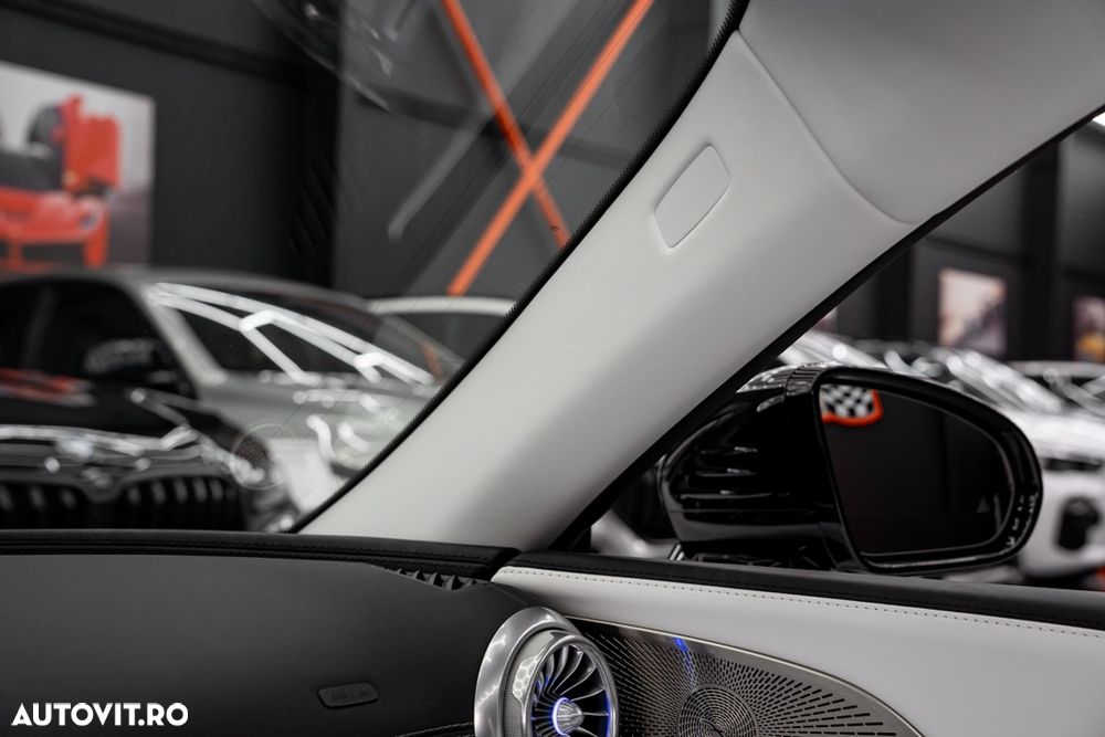 Mercedes-Benz SL Maybach 680 Monogram Series - 37