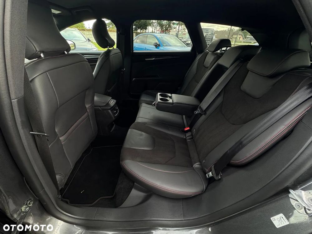 Ford Mondeo 2.0 EcoBlue ST-Line - 26
