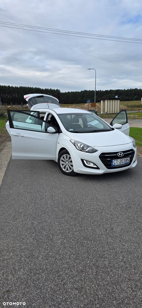 Hyundai i30 1.6 CRDi BlueDrive Premium - 5