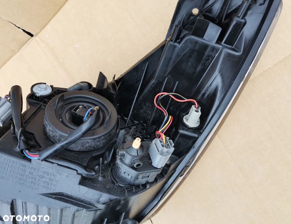 Reflektor prawy Lampa prawa Mazda 2 2007- - 4