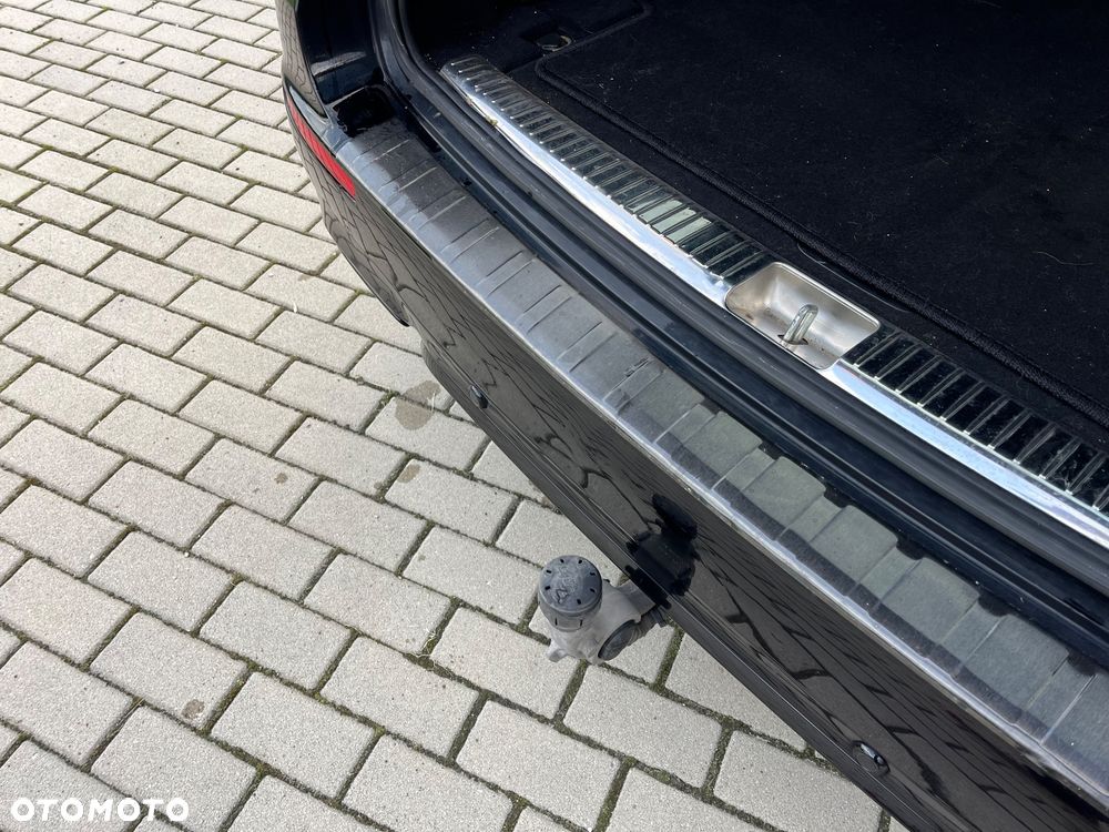 Mercedes-Benz Klasa E 220 d 9G-TRONIC - 6