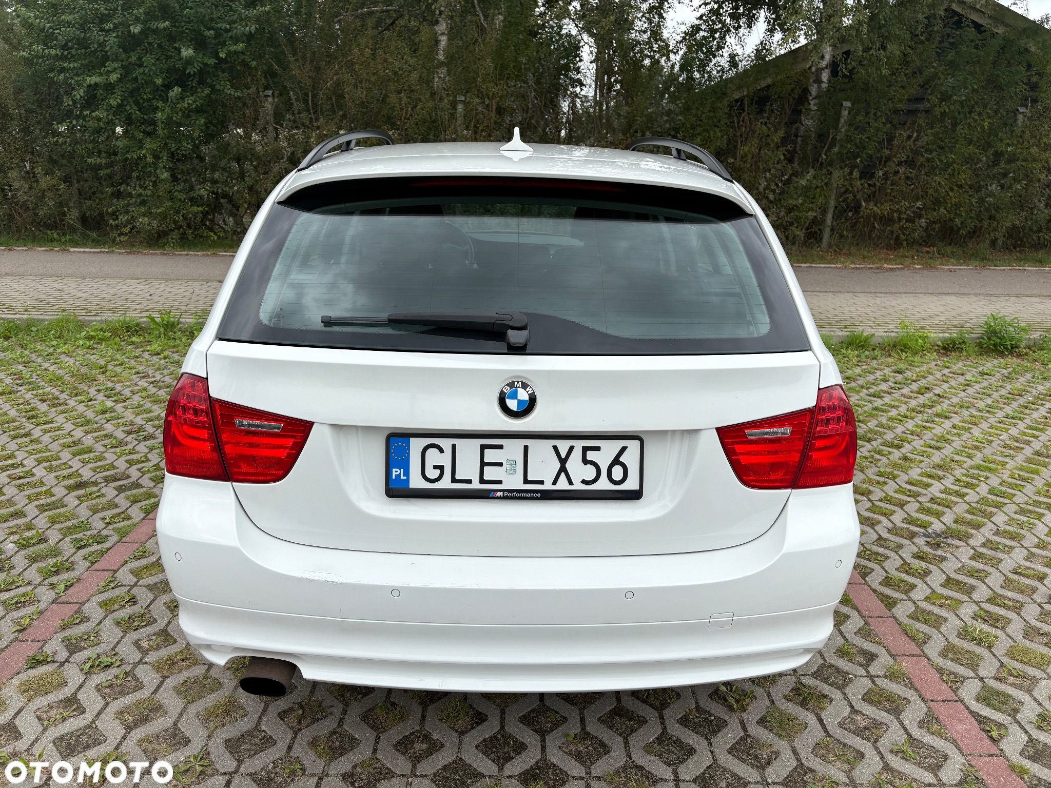 BMW Seria 3 318d DPF Touring - 8