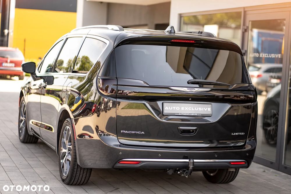 Chrysler Pacifica - 22