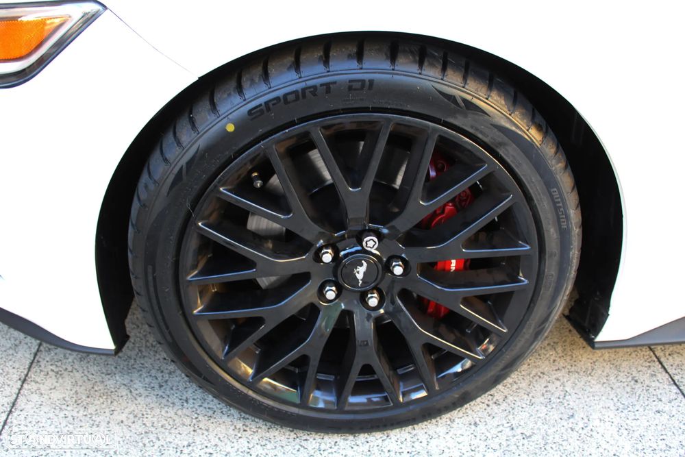 Ford Mustang Cabrio 2.3 Eco Boost - 56