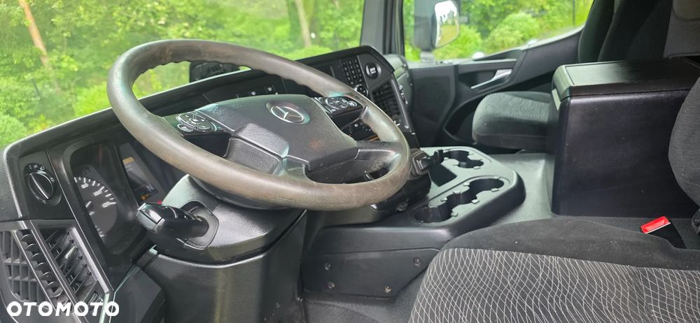 Mercedes-Benz Arox 1840 - 9