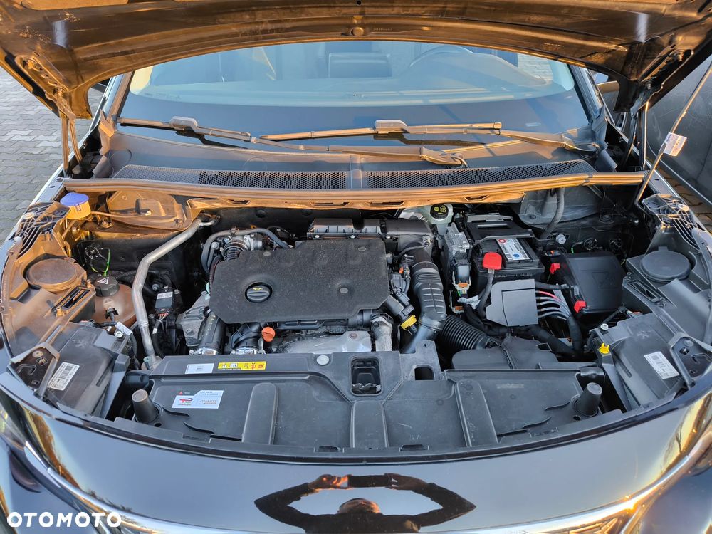 Peugeot 5008 1.5 BlueHDi Allure S&S - 30