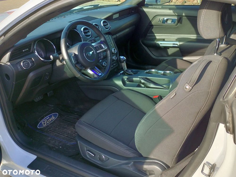 Ford Mustang 3.7 V6 - 5