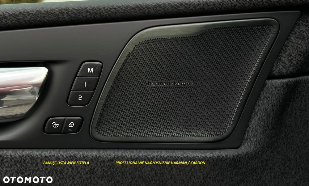 Volvo XC 60 B5 B AWD Plus Dark - 15