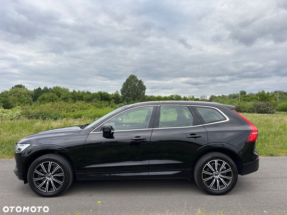 Volvo XC 60 B4 D AWD Momentum Pro - 3