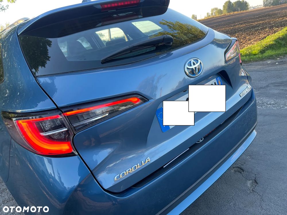 Toyota Corolla 1.8 Hybrid Executive - 31