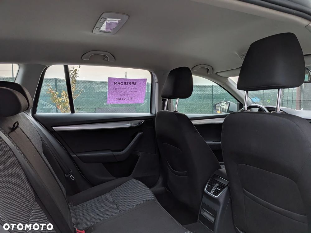 Skoda Octavia 1.6 TDI Ambition DSG - 5