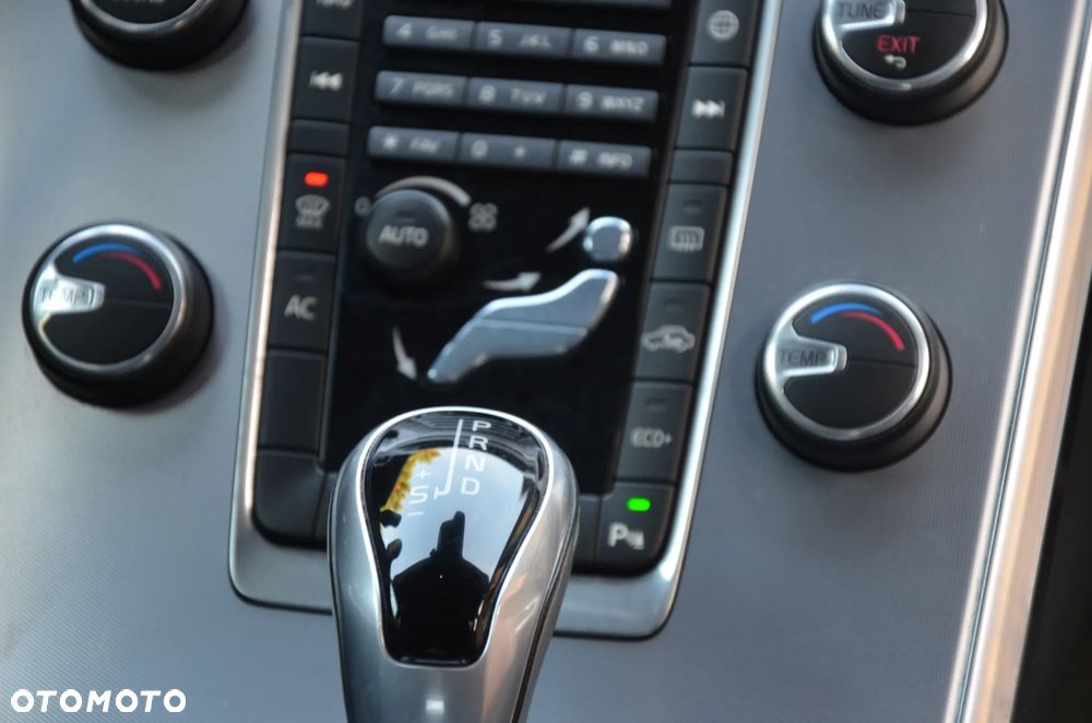 Volvo XC 60 - 18