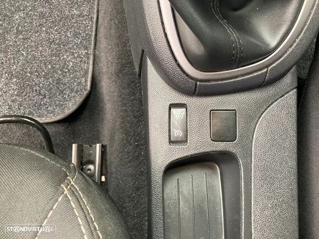 Renault Clio 1.5 dCi Limited EDition - 27