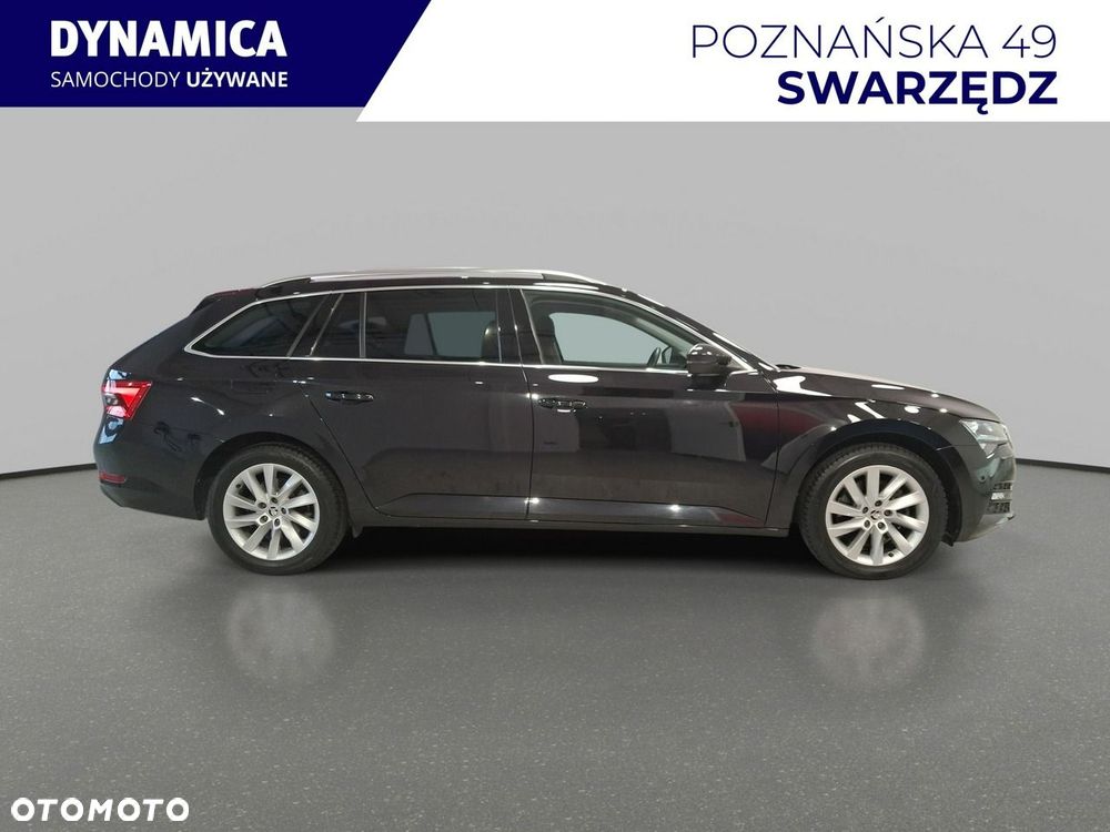 Skoda Superb 2.0 TDI SCR Ambition DSG - 9