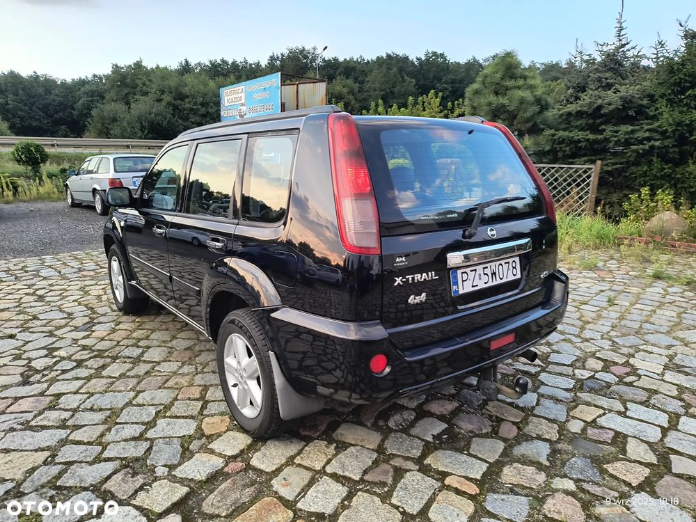 Nissan X-Trail 2.2 dCi Sport - 3