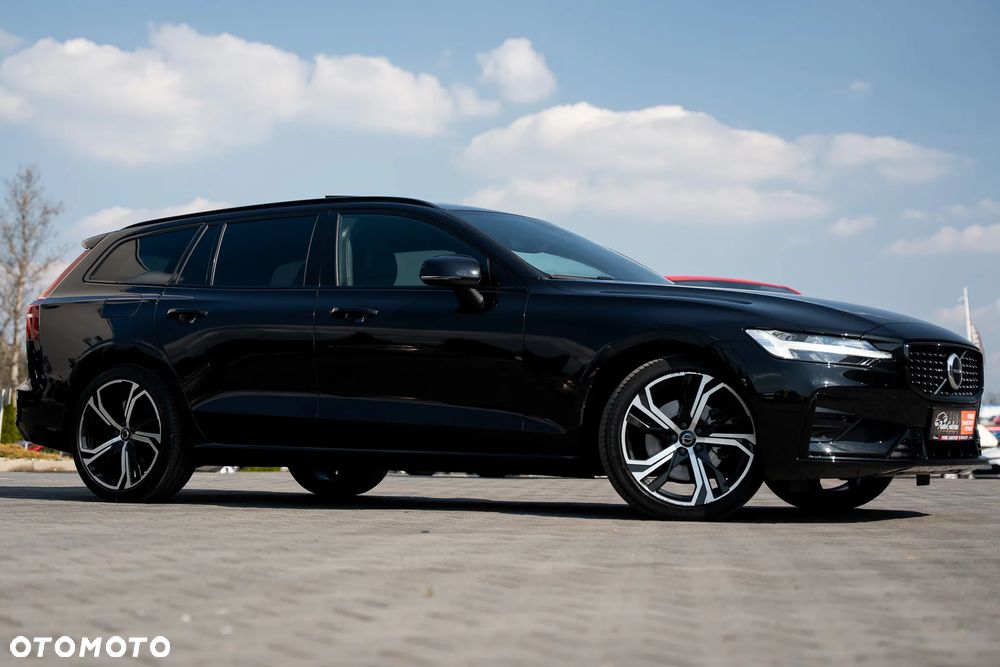 Volvo V60 B4 B DKG Ultimate Dark - 7