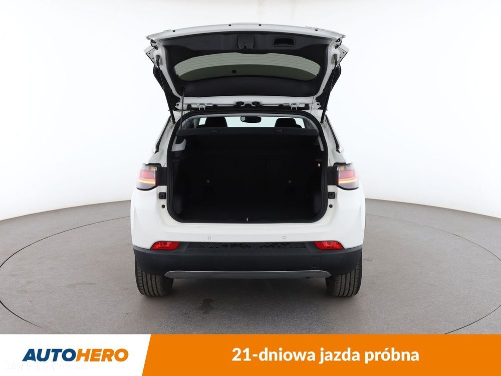 Jeep Compass - 17