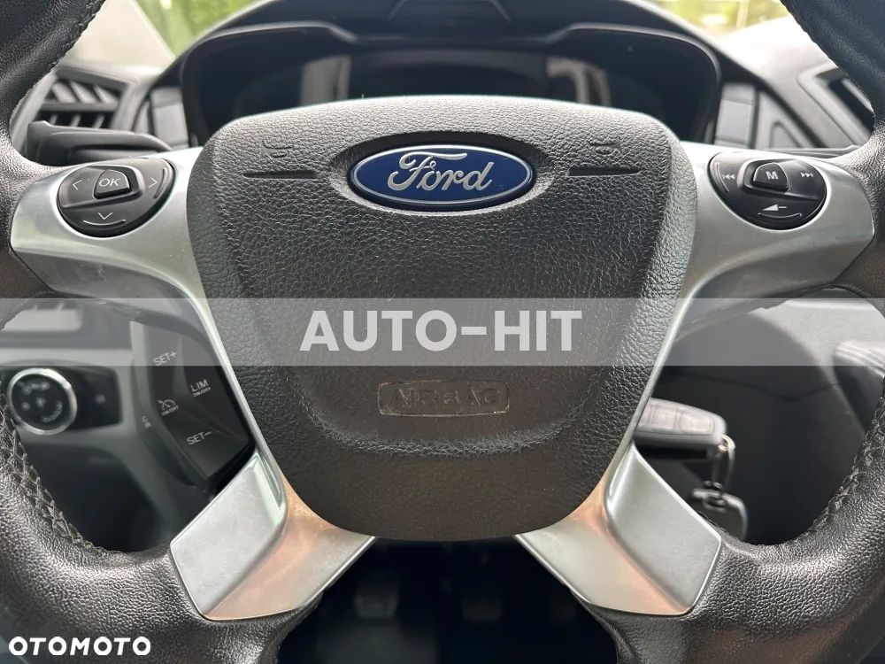 Ford Transit - 26
