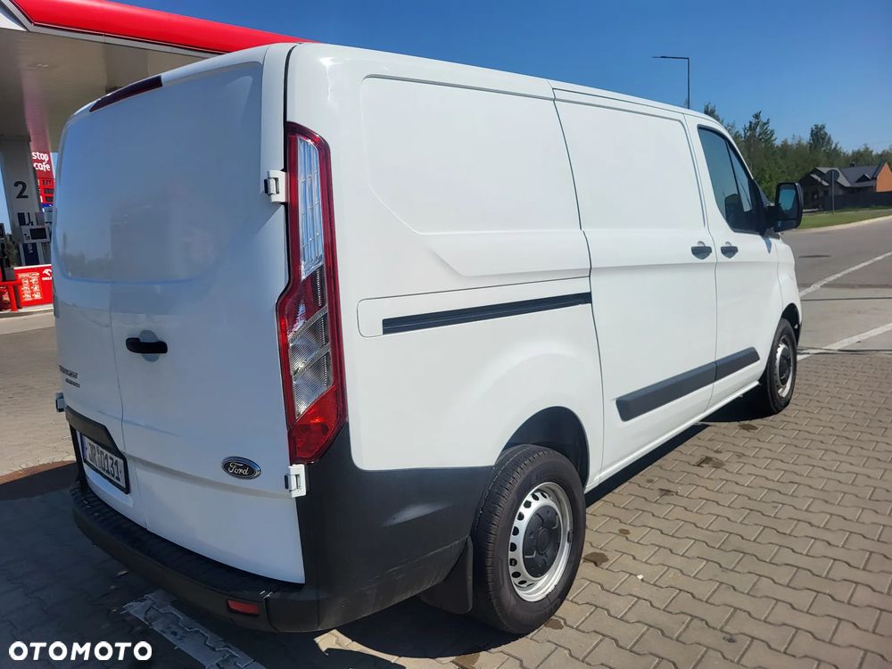 Ford Transit Custom - 11