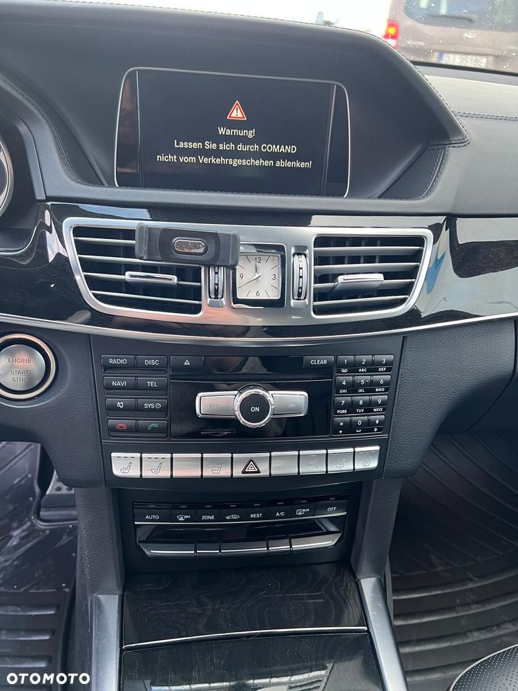 Mercedes-Benz Klasa E 300 BlueTec Hybrid - 12
