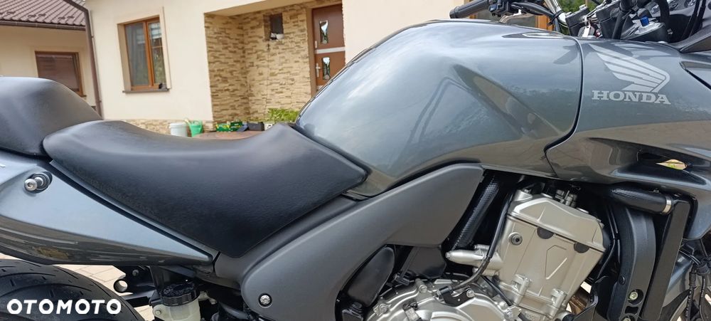 Honda CBF - 23