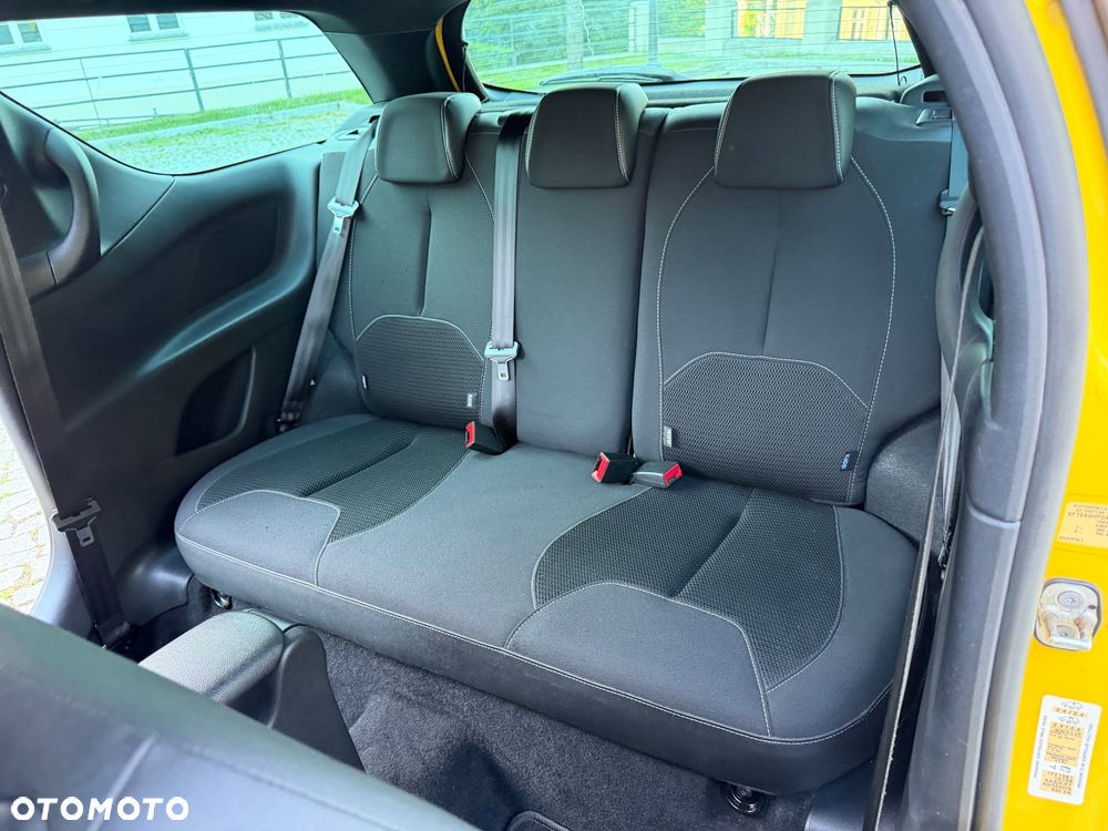 Citroën DS3 HDi 90 FAP SoChic - 15