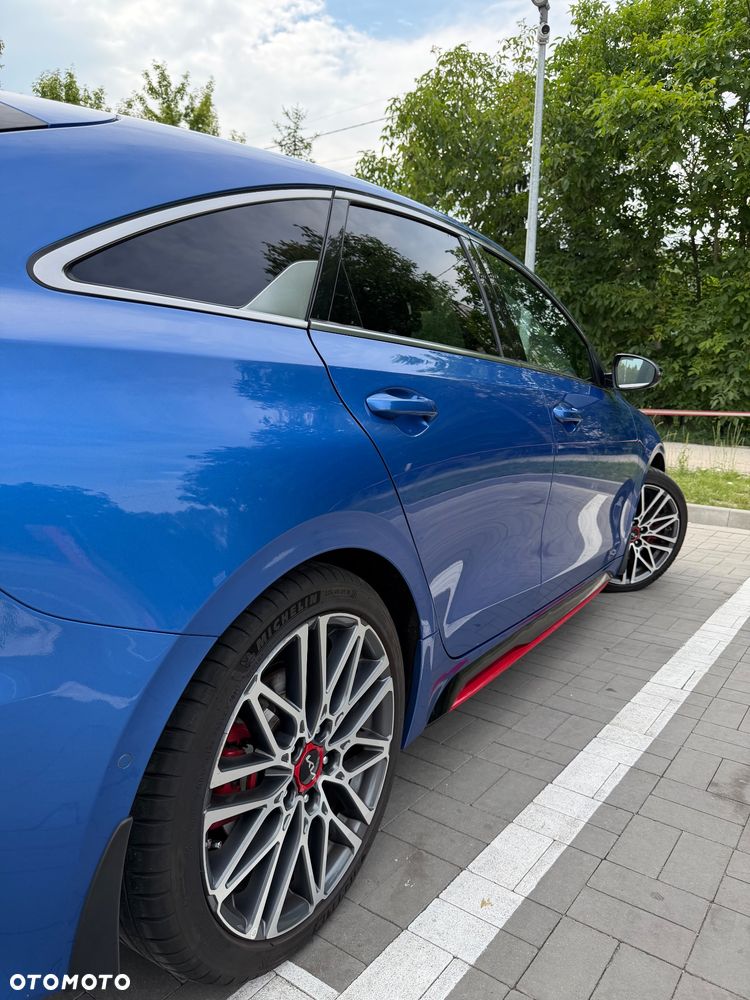 Kia ProCeed 1.6 T-GDI GT DCT - 3