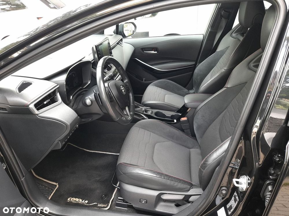 Toyota Corolla - 18