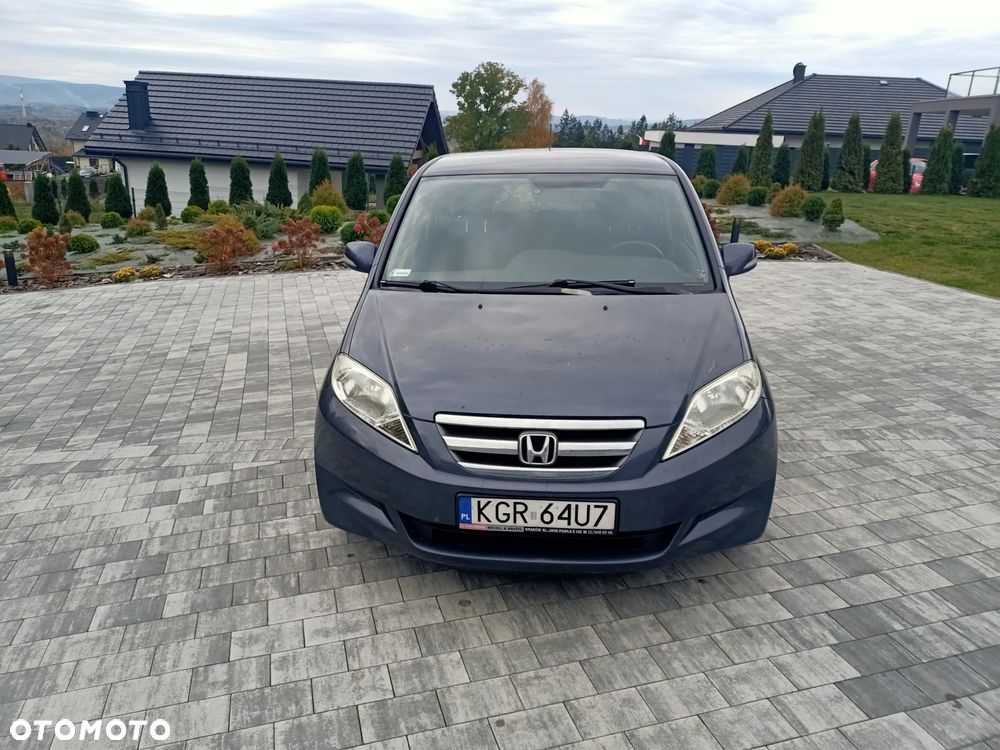 Honda FR-V