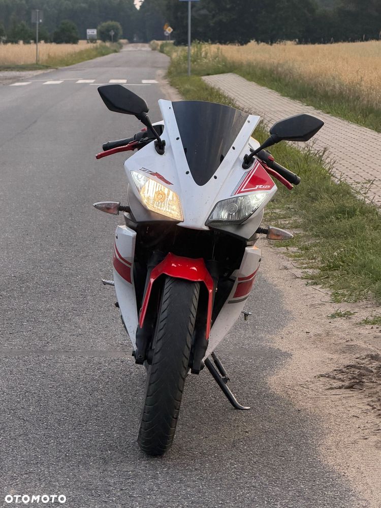 Yamaha YZF - 2