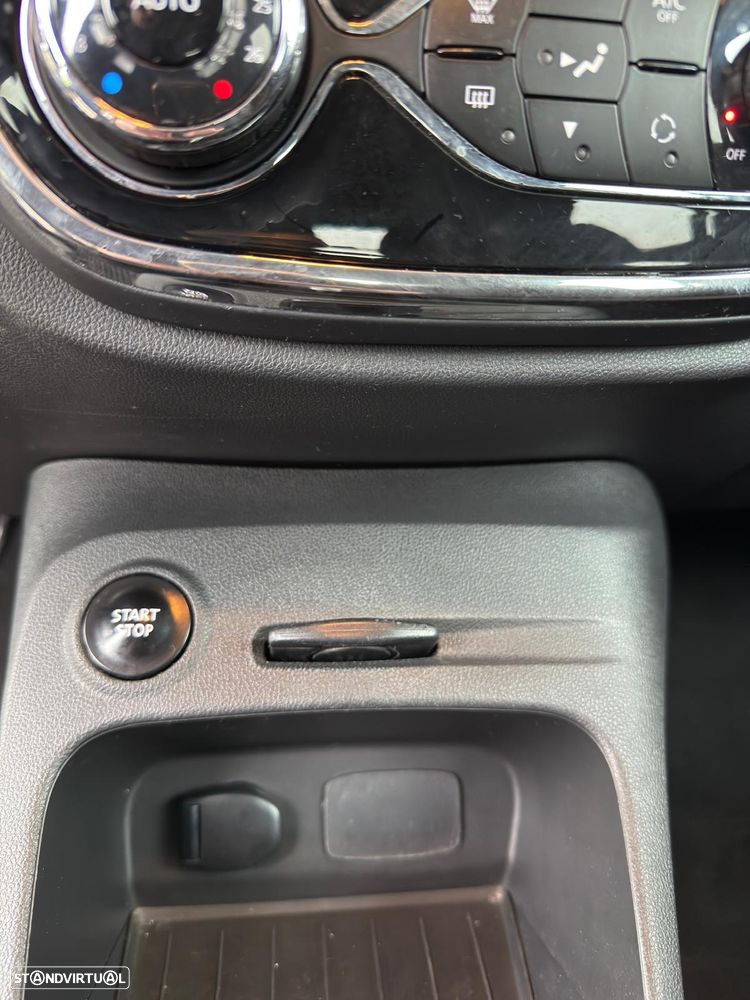 Renault Captur 1.5 dCi - 20