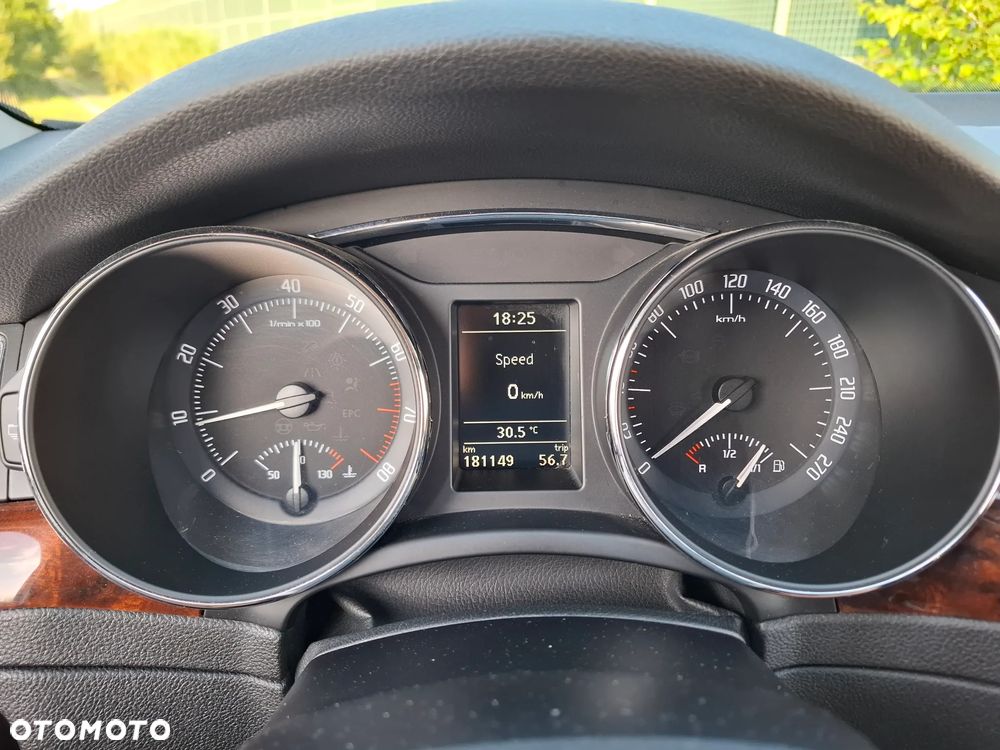 Skoda Superb 1.8 TSI Elegance - 16