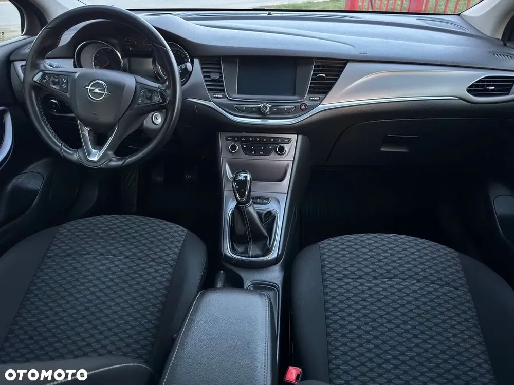 Opel Astra - 11