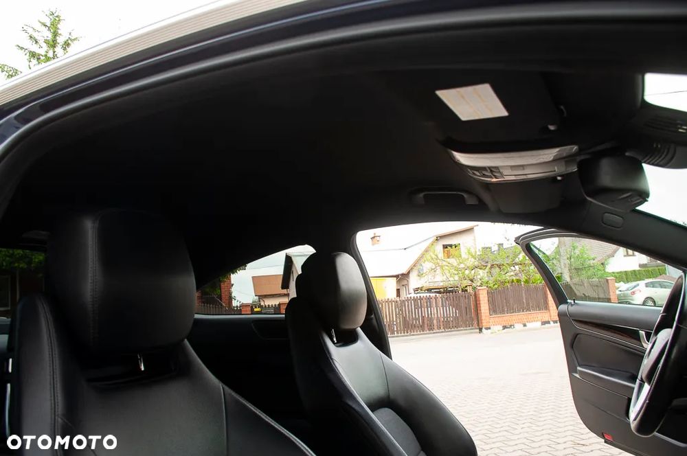 Mercedes-Benz Klasa C 180 BlueEFFICIENCY - 24