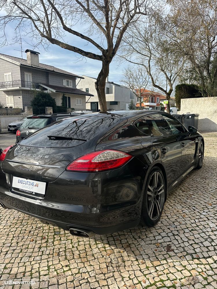 Porsche Panamera Platinum Edition - 4