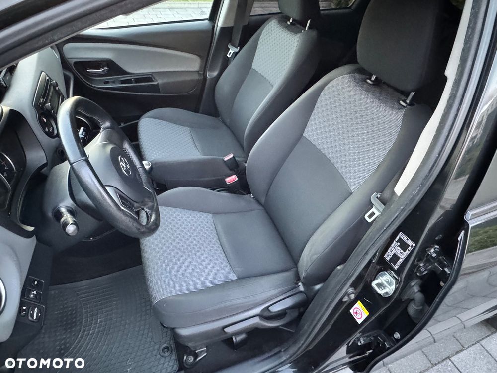 Toyota Yaris 1.0 Sol - 11
