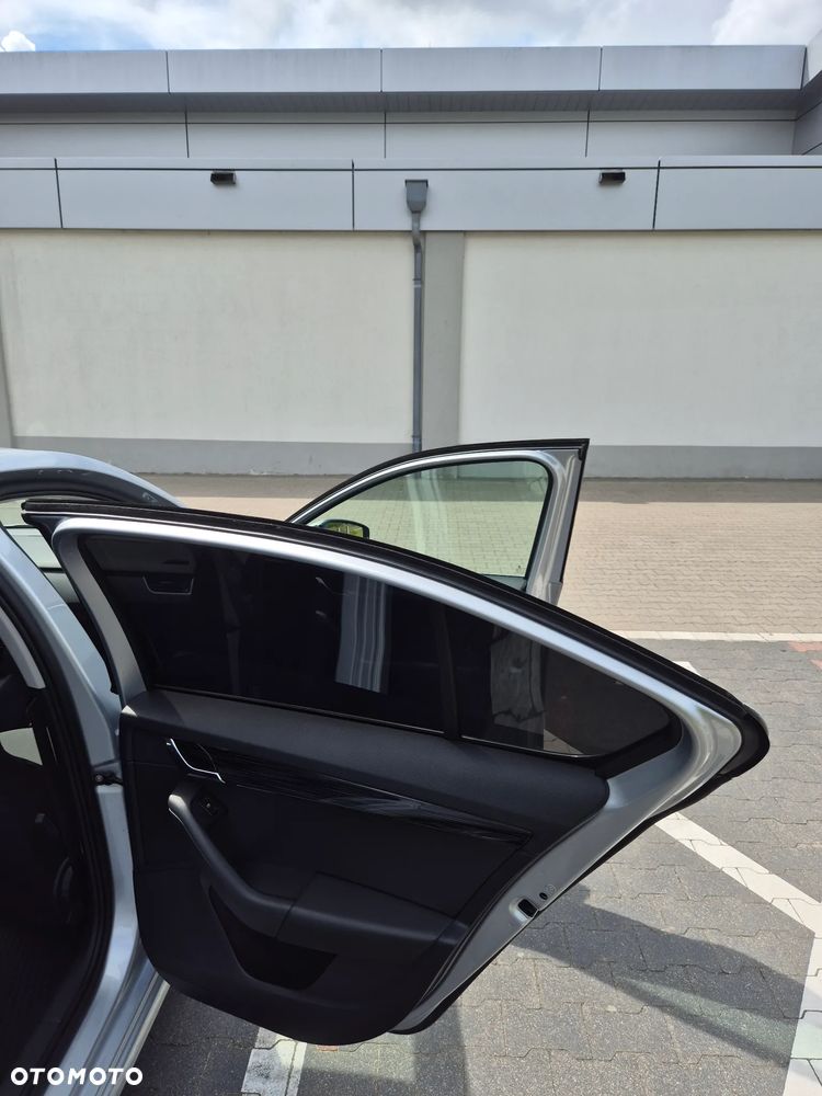Skoda Octavia 2.0 TSI Style DSG - 9