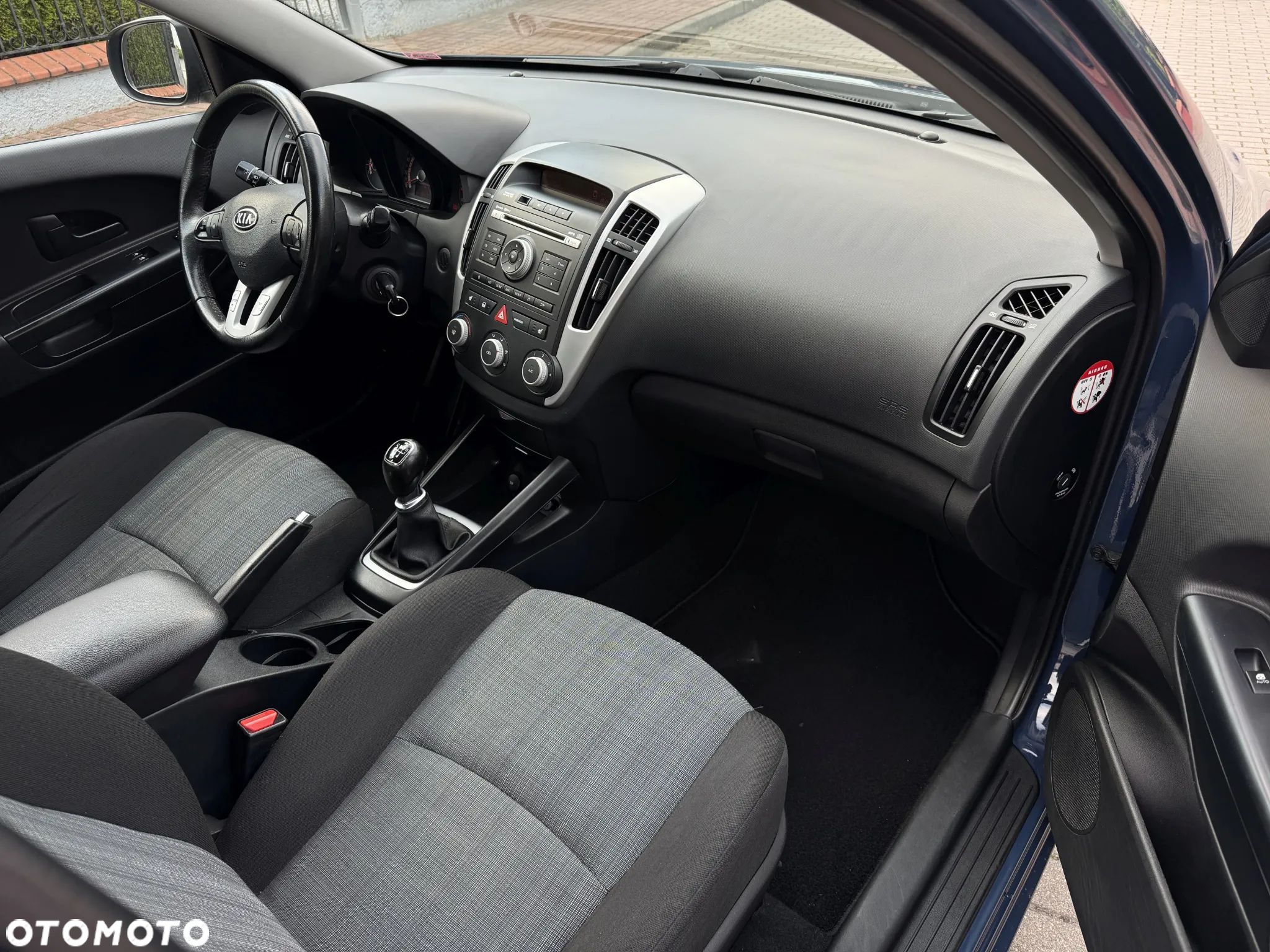 Kia Ceed - 6