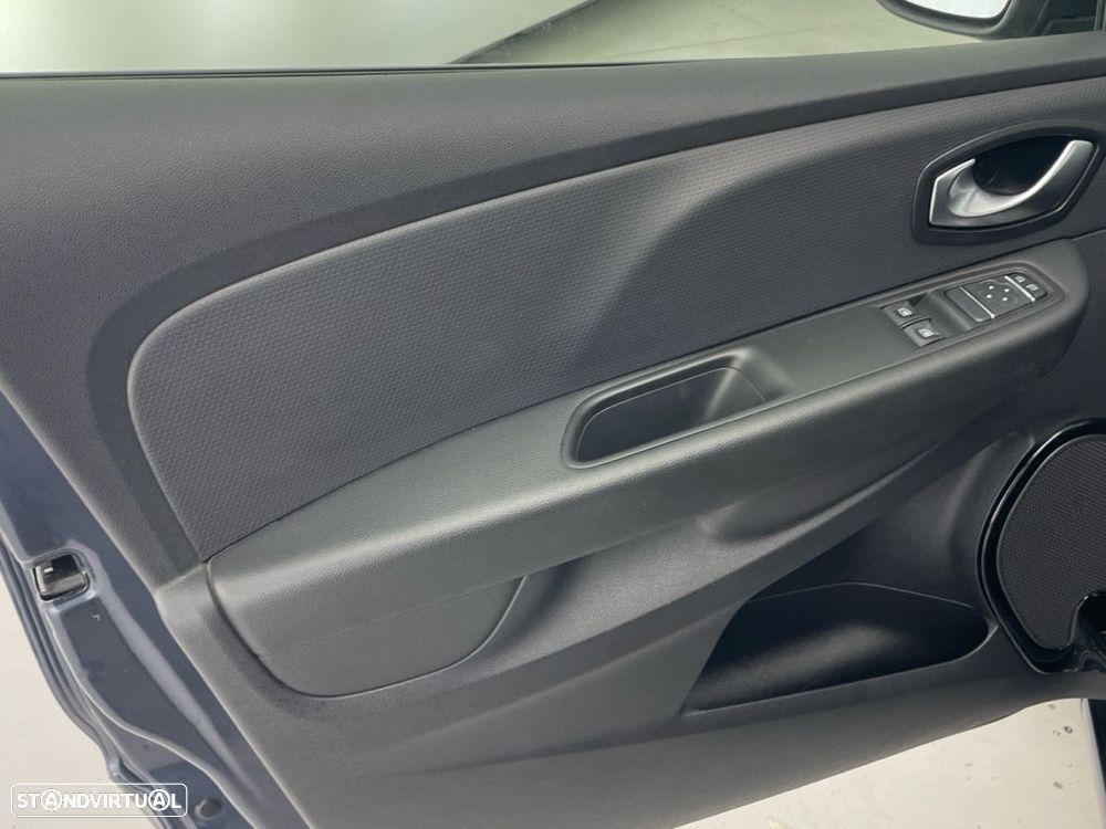 Renault Clio 0.9 TCe Limited Edition - 17