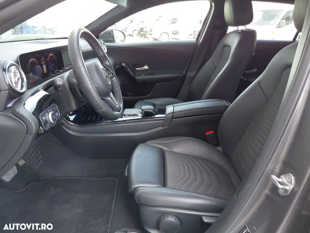 Mercedes-Benz A 180 d 7G-DCT Progressive - 12