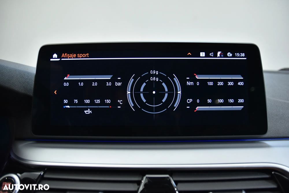 BMW Seria 5 520d AT - 24