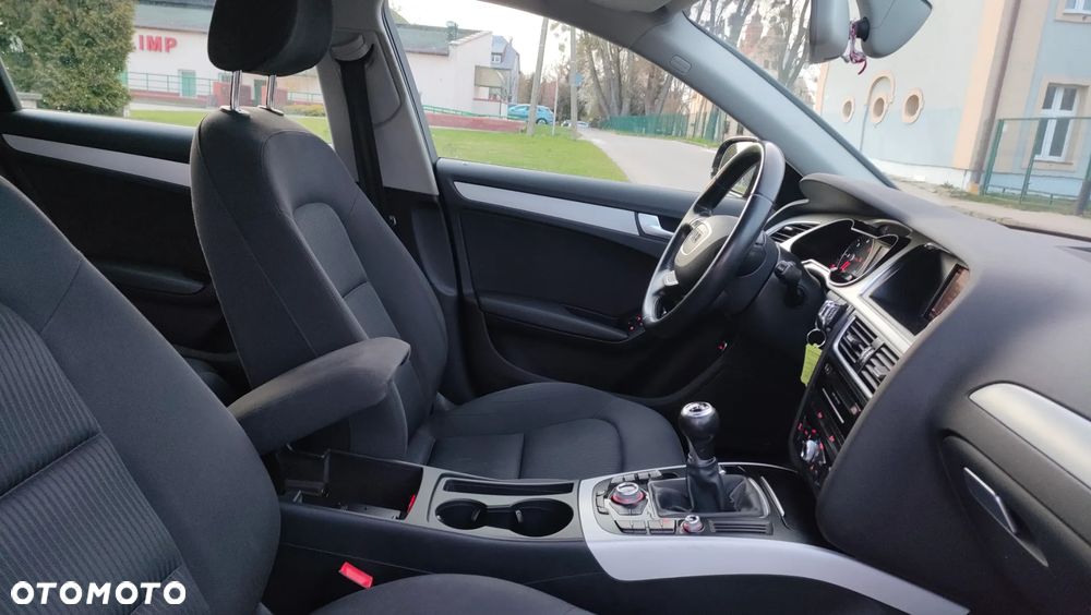 Audi A4 Avant 2.0 TDI quattro - 10