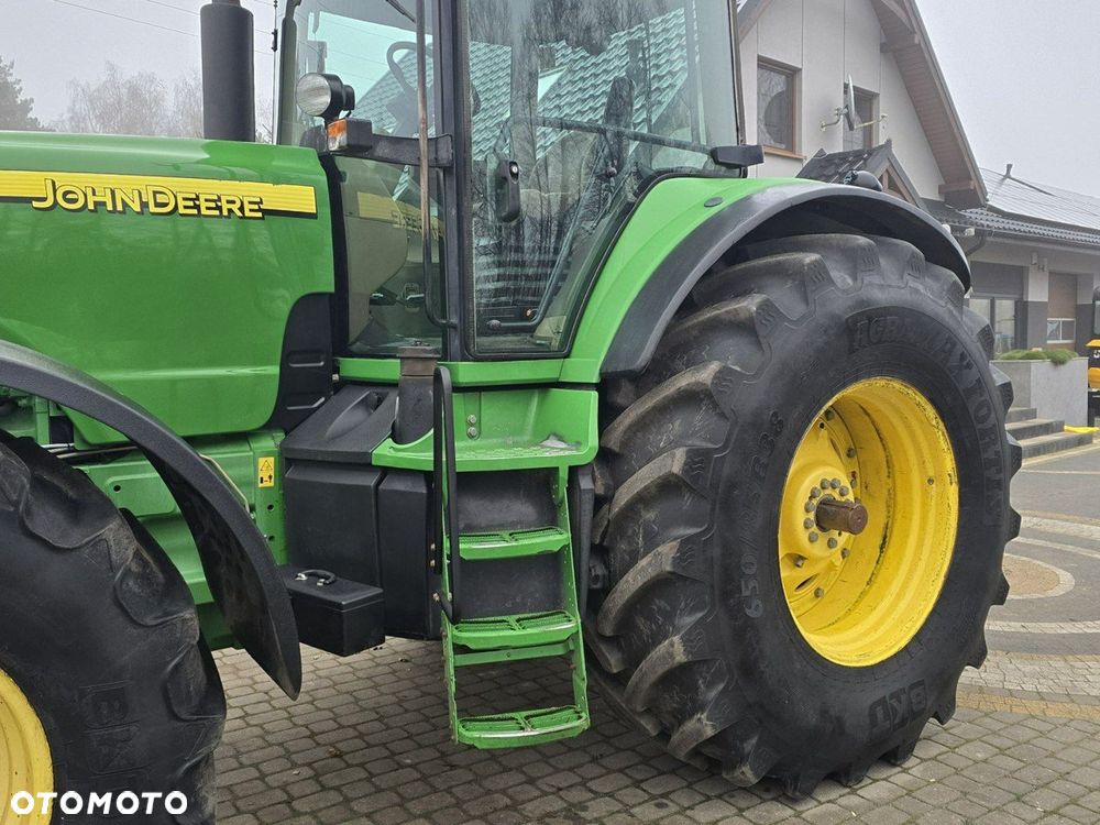 John Deere 8220 - 5