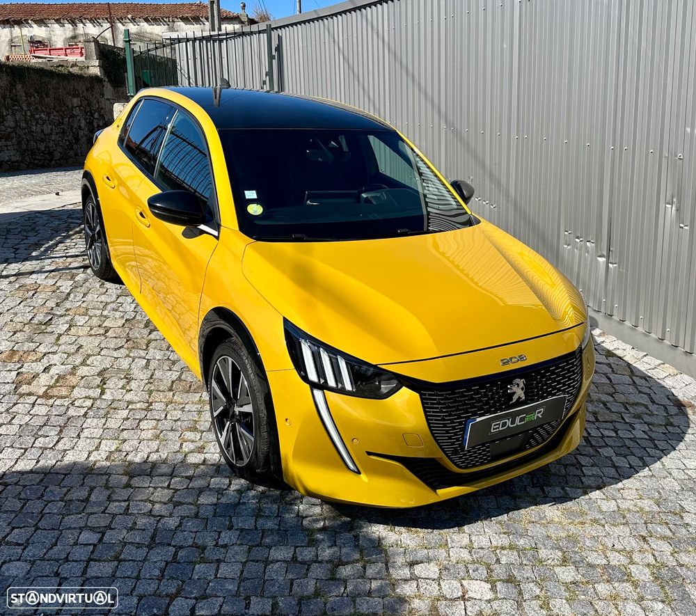 Peugeot 208 1.5 BlueHDi GT Line - 1