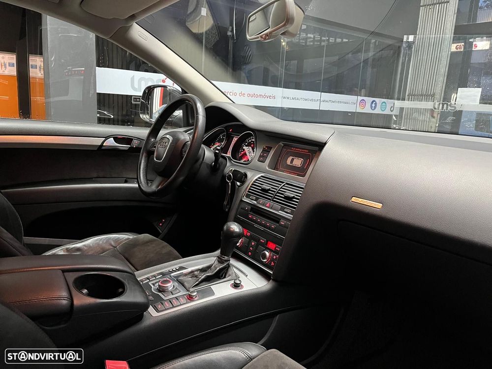 Audi Q7 3.0 TDI DPF quattro tiptronic - 16