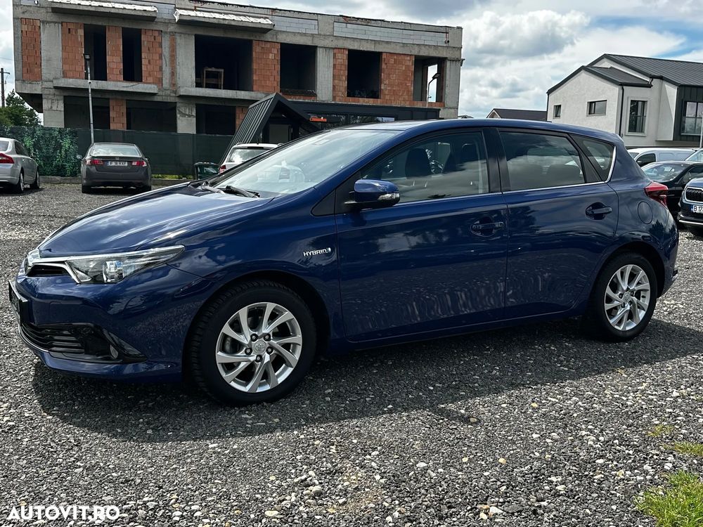 Toyota Auris - 5