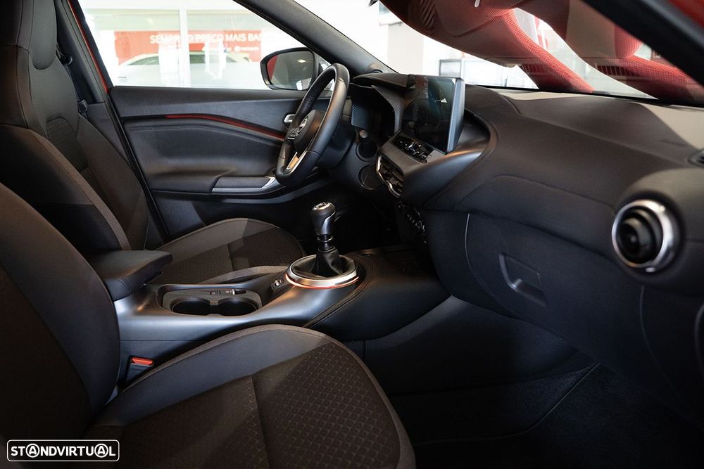 Nissan Juke 1.0 DIG-T N-Connecta - 18